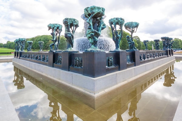 フログネル公園（ヴィーゲラン彫刻公園）