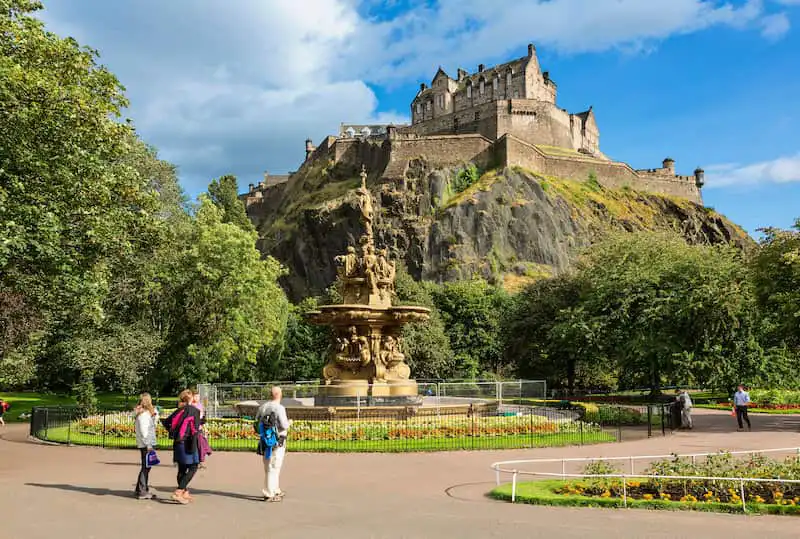 エディンバラ城