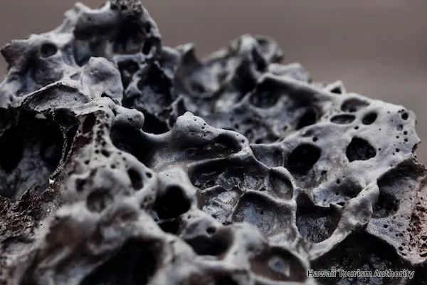 溶岩の持ち帰りは禁止