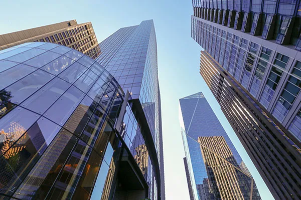 世界的企業のオフィスを訪れよう