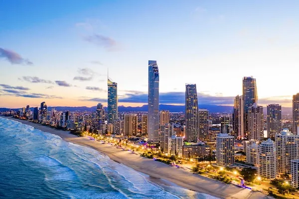 サーファーズパラダイス