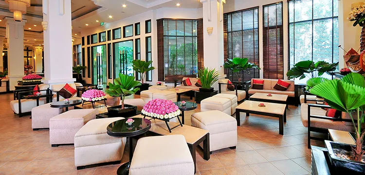 写真:ホテル『タラ アンコール ホテル』ロビー