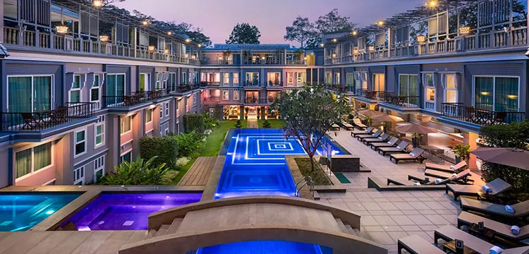 写真:ホテル『J7ホテル』プール