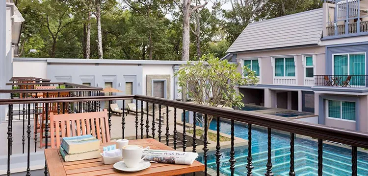 写真:ホテル『J7ホテル』バルコニー一例