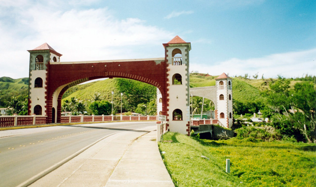 グアムのウマタック橋