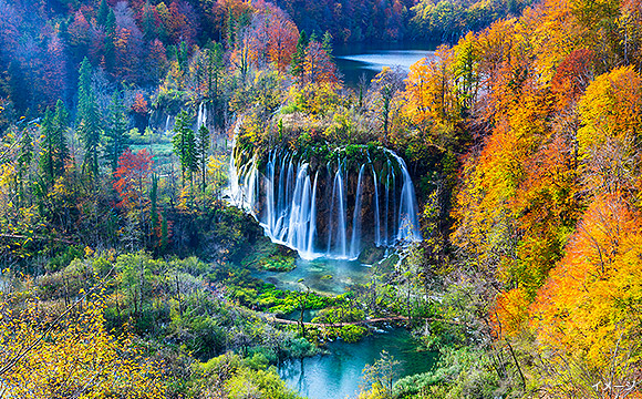 イメージ画像：世界遺産プリトヴィッツェ湖群国立公園（クロアチア）