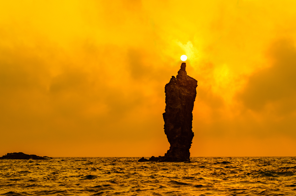 ローソク島