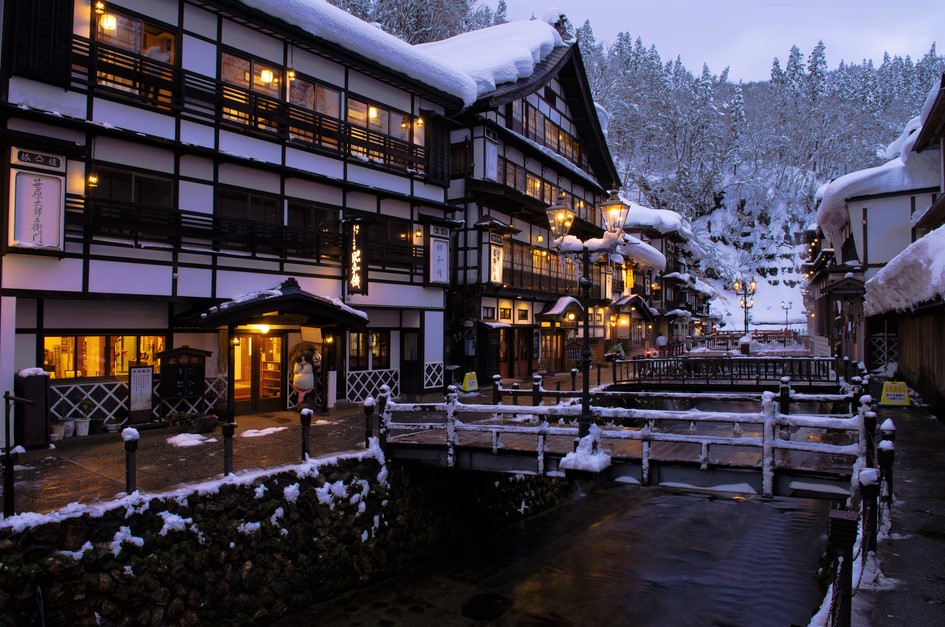 銀山温泉